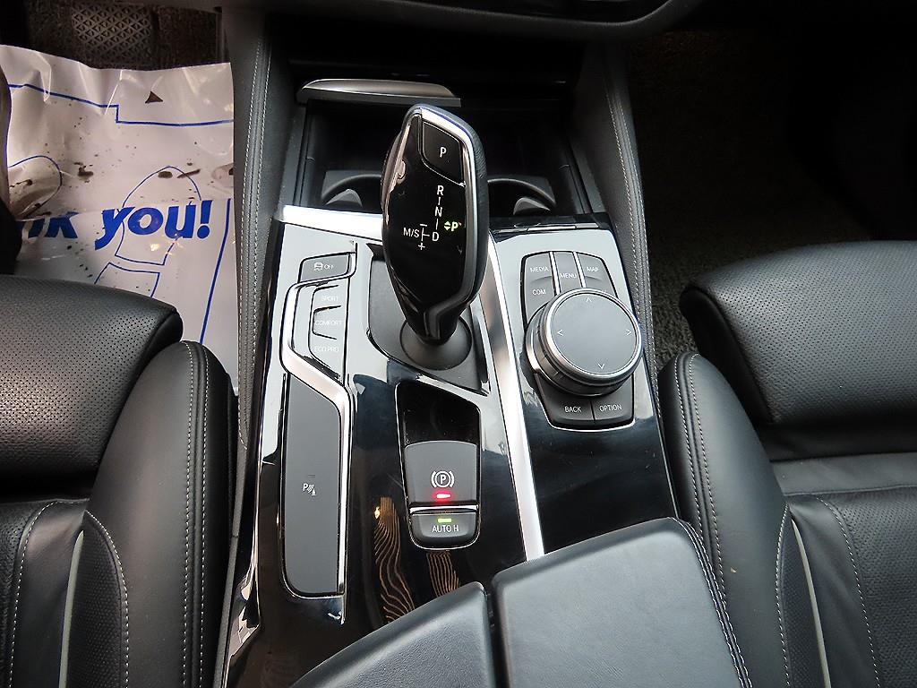 BMW 5 Series - Vista 11