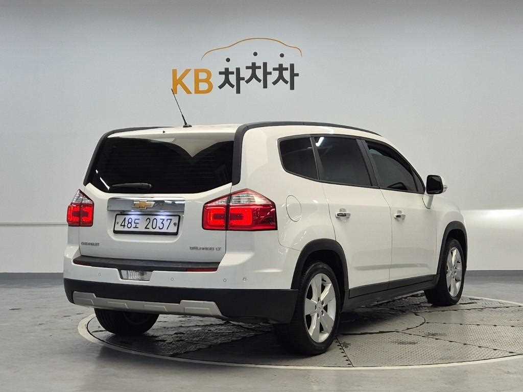 Chevrolet Orlando - Vista 3