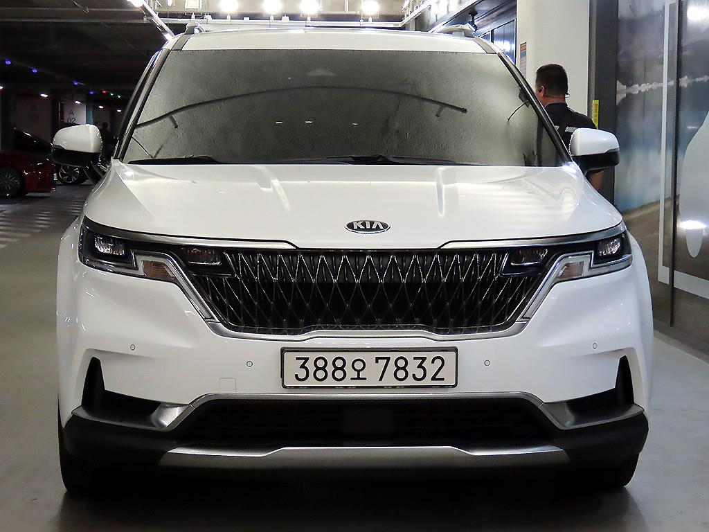 KIA Carnival - Vista 2