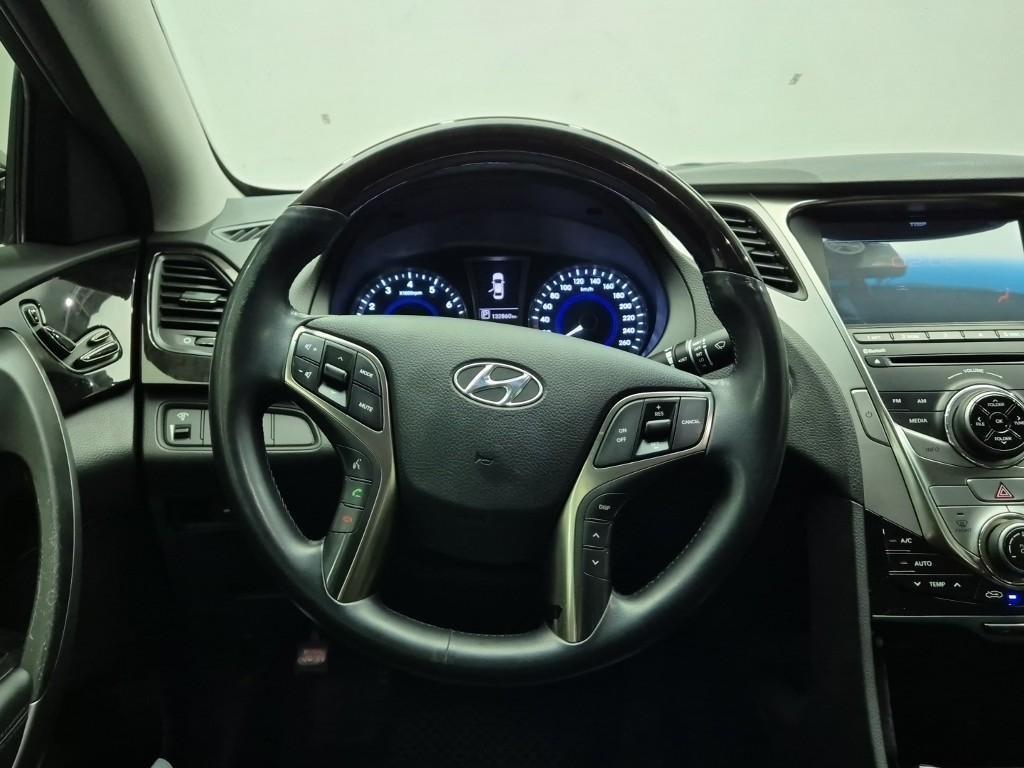 HYUNDAI Grandeur - Vista 8