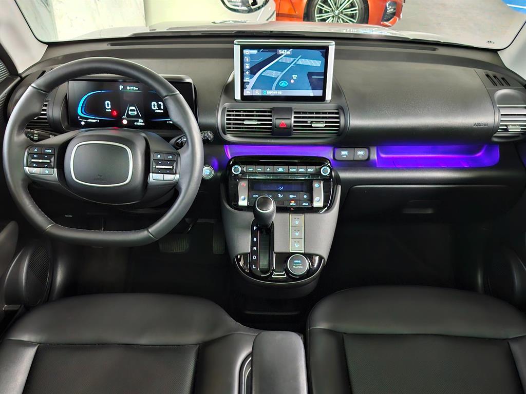 HYUNDAI Casper - Vista 5
