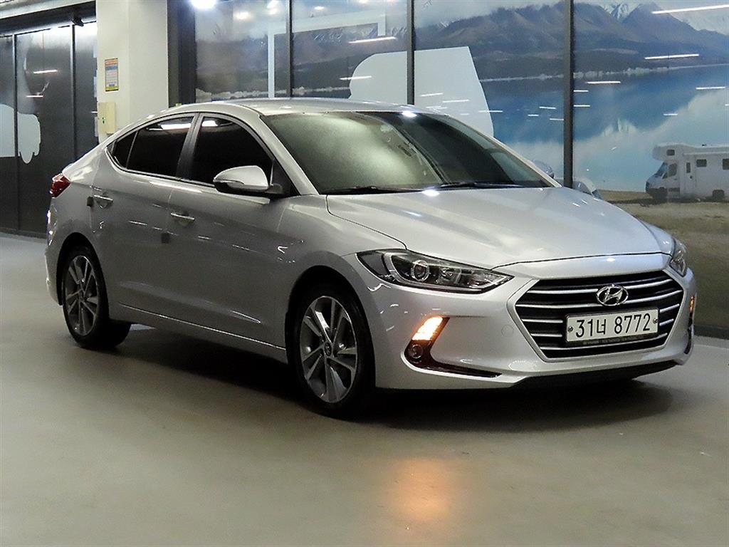HYUNDAI Avante 2018 Gris - Importación desde Corea - HF Imports Iquique - Foto 1