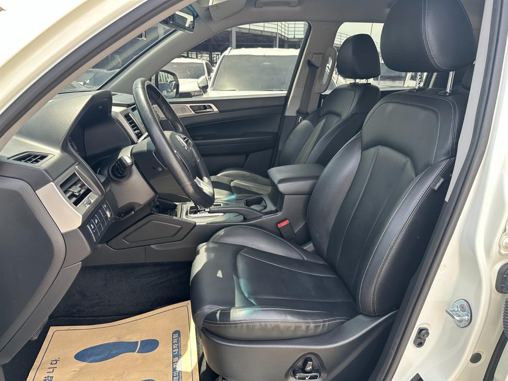 Ssangyong Rexton 2018 Blanco - Importación desde Corea - HF Imports Iquique - Foto 14