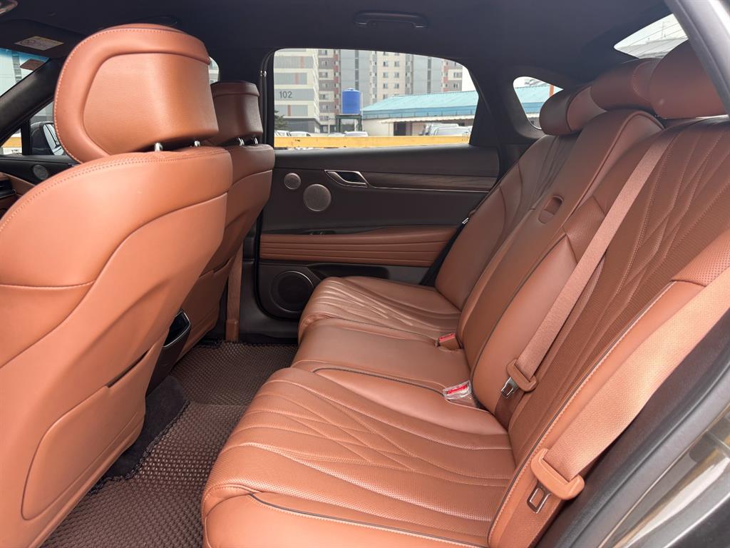 Genesis G80 - Vista 11
