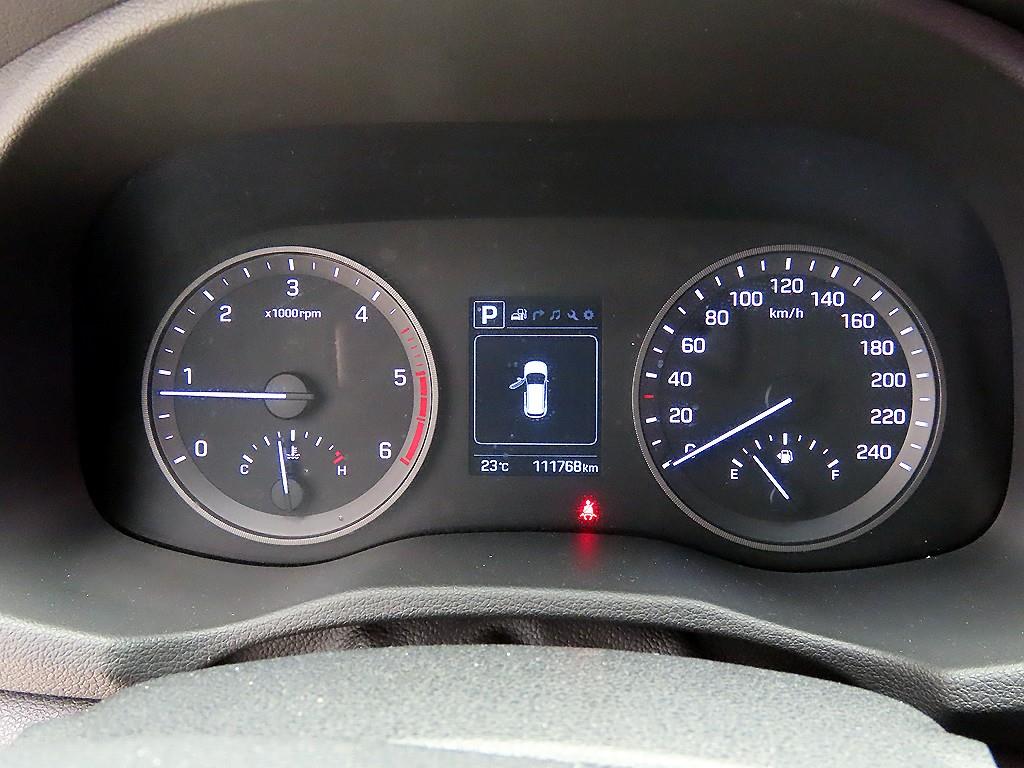 HYUNDAI Tucson - Vista 9