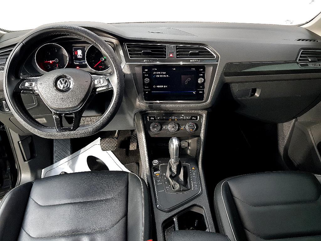 Volkswagen Tiguan - Vista 5