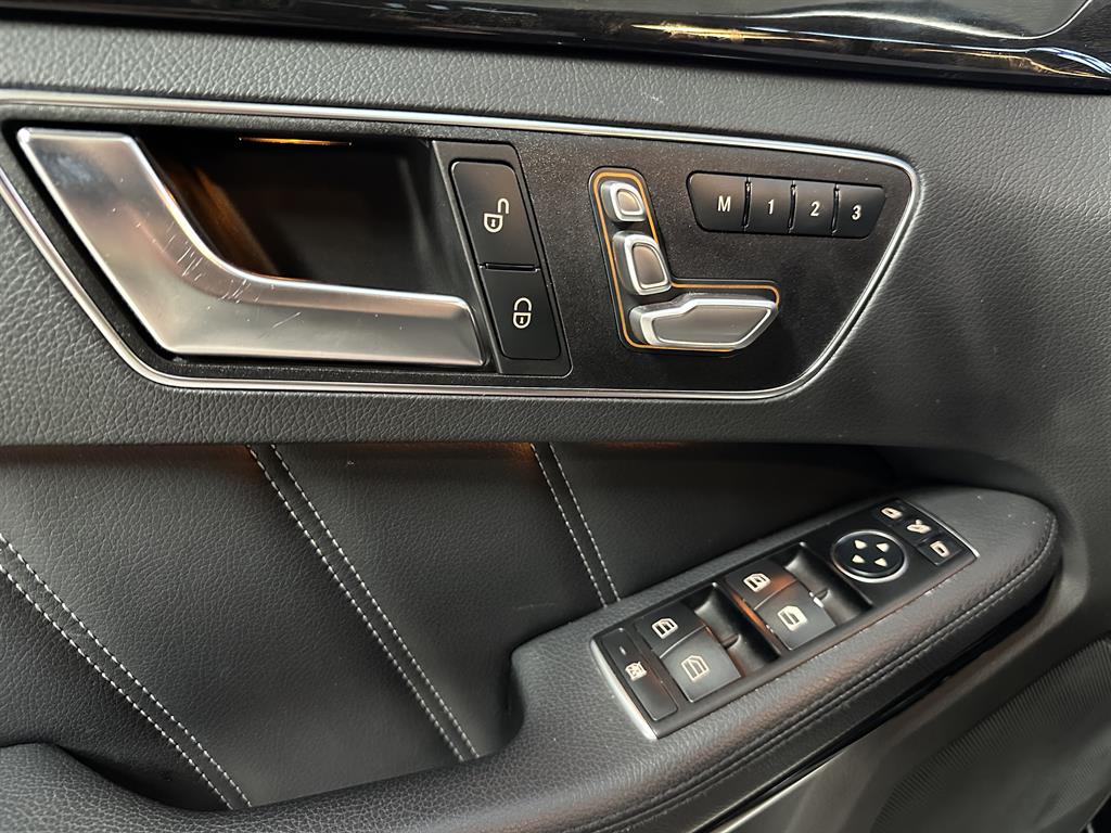 Mercedes Benz E class 2015 Negro - Importación desde Corea - HF Imports Iquique - Foto 13