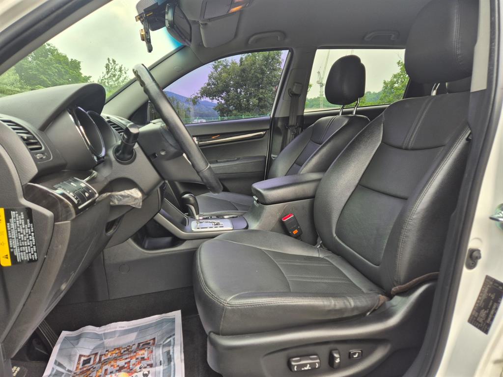KIA Sorento - Vista 7