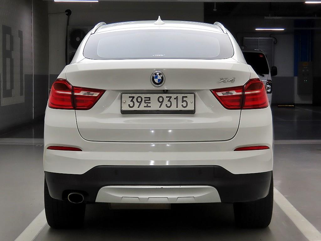 BMW X4 - Vista 3