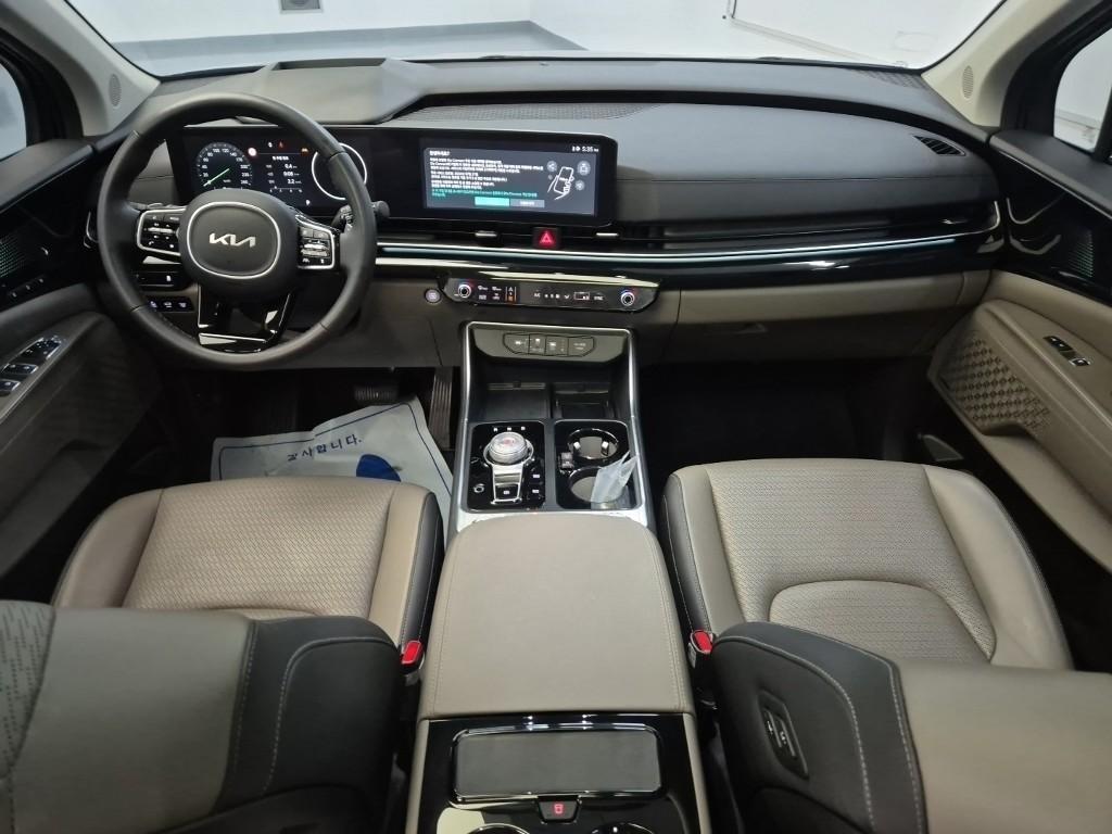 KIA Carnival - Vista 7