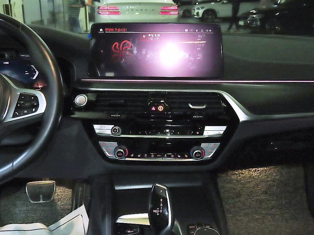 BMW 5 Series - Vista 11