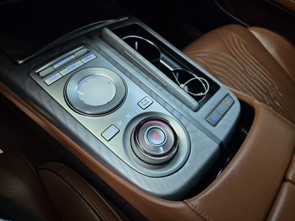 Genesis G80 - Vista 8