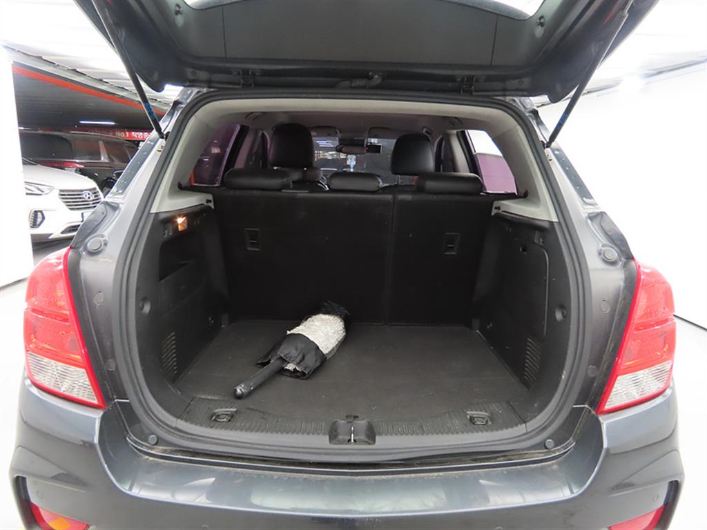 Chevrolet Trax 2018 Gris - Importación desde Corea - HF Imports Iquique - Foto 18