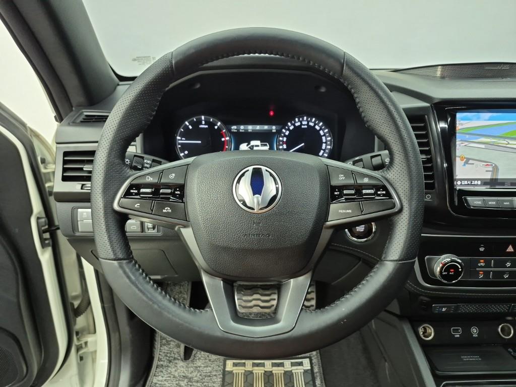 Ssangyong Rexton - Vista 9
