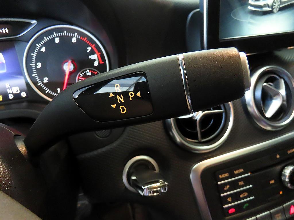 Mercedes Benz A Class - Vista 12