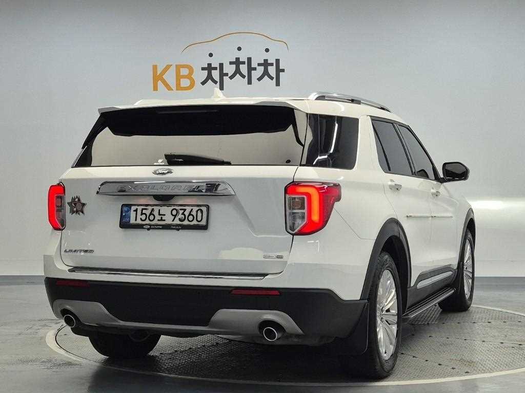 Ford Explorer - Vista 3