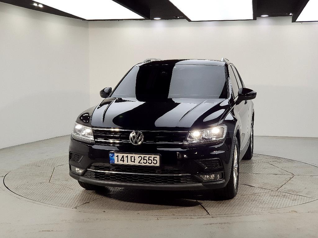 Volkswagen Tiguan - Vista 2