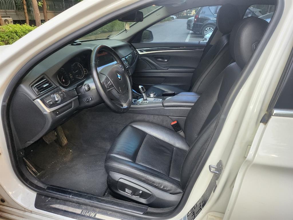 BMW 5 Series - Vista 6