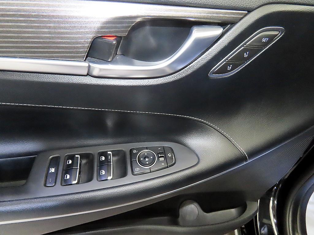 HYUNDAI Grandeur 2017 Negro - Importación desde Corea - HF Imports Iquique - Foto 13