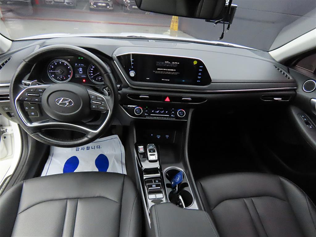 HYUNDAI Sonata - Vista 7