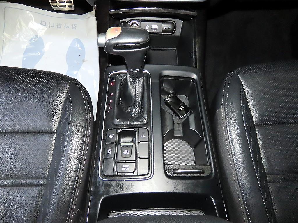 KIA Sorento - Vista 12