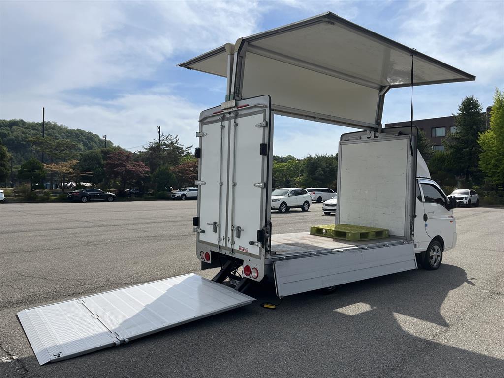 Small Truck Top_Wingbody Powergate 2019 Blanco - Importación desde Corea - HF Imports Iquique - Foto 14
