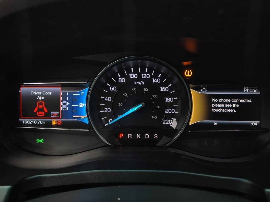 Ford Explorer - Vista 6