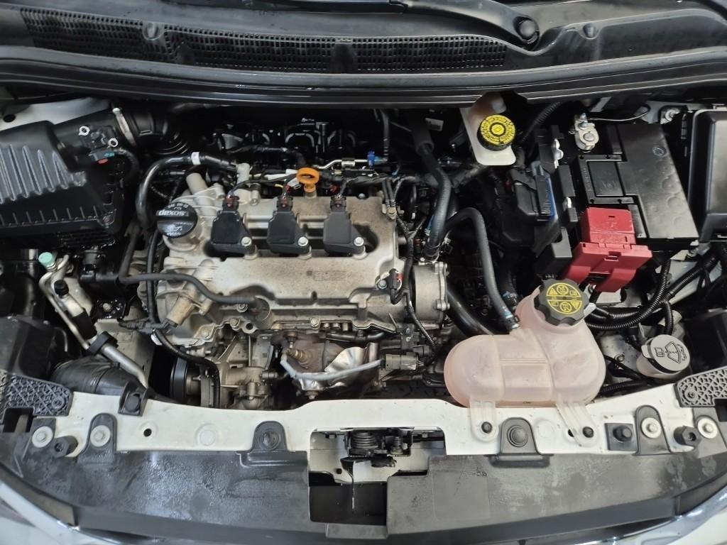 Chevrolet Spark - Vista 5