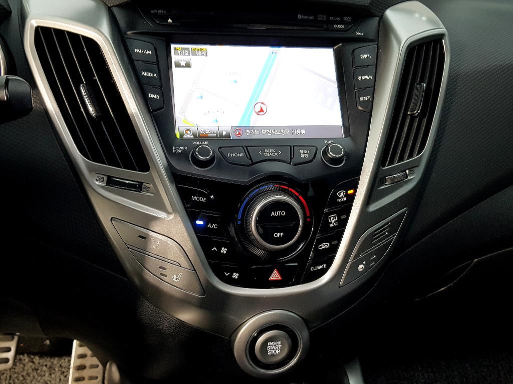 HYUNDAI Veloster - Vista 11
