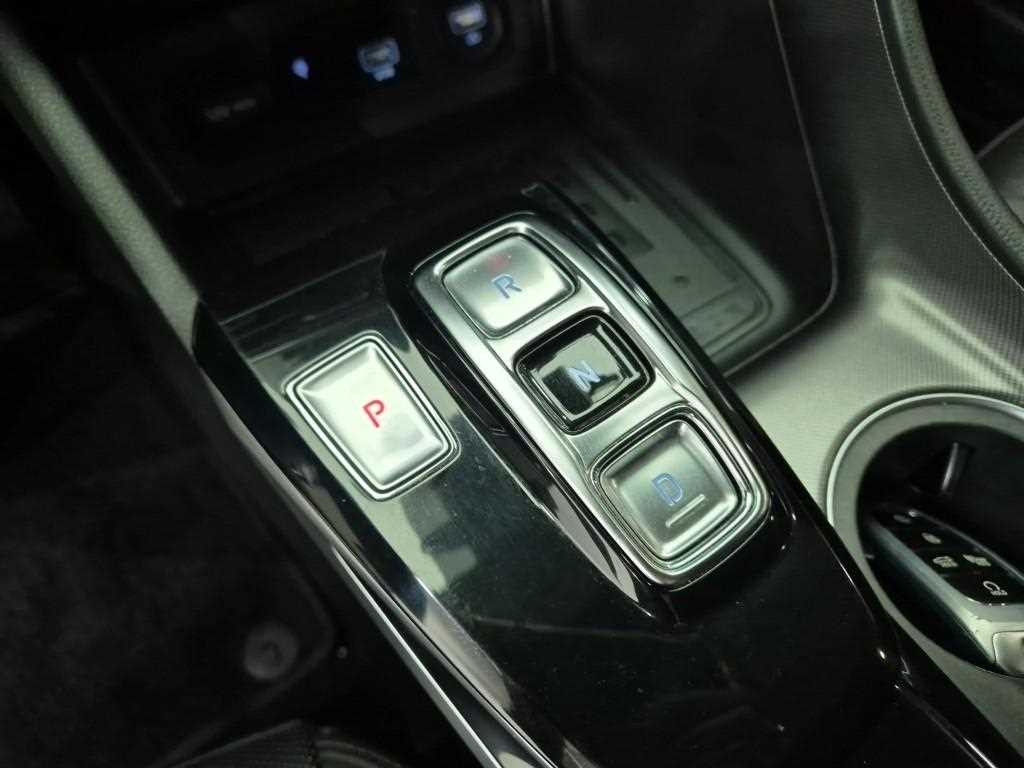 HYUNDAI Sonata - Vista 8