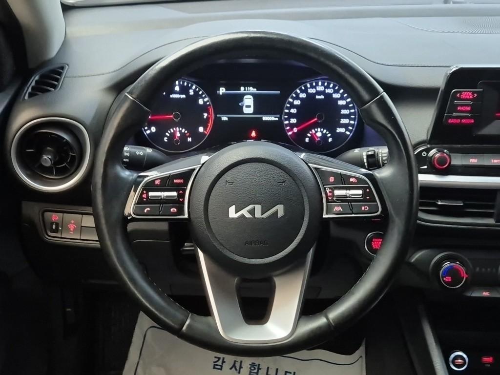 KIA K3 - Vista 9