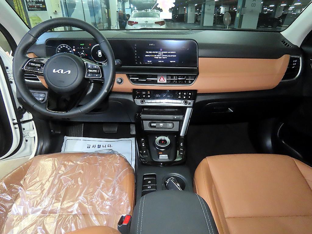 KIA Seltos - Vista 10