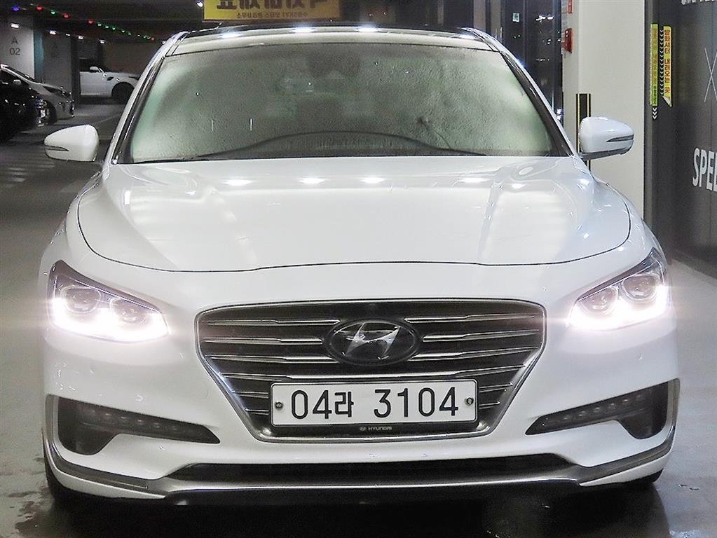 HYUNDAI Grandeur - Vista 2
