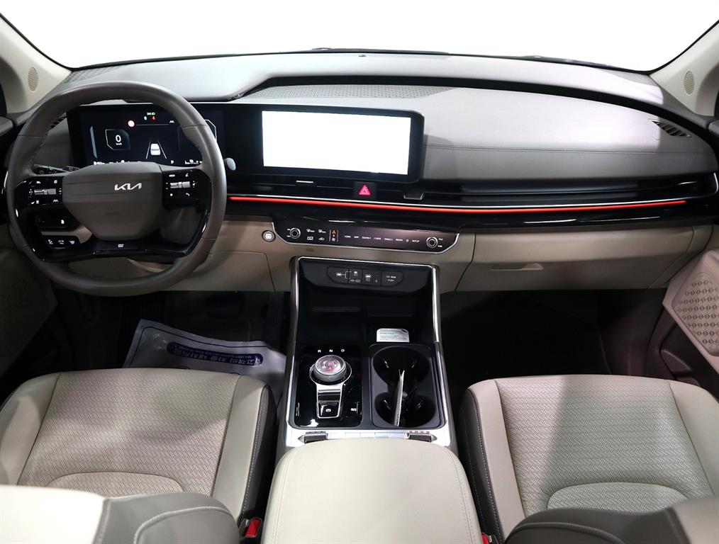 KIA Carnival - Vista 5