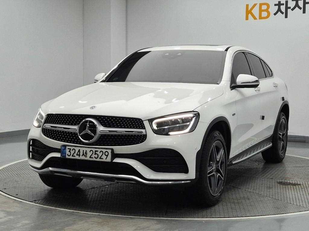 Mercedes Benz GLC Class 2021 Blanco - Importación desde Corea - HF Imports Iquique - Foto 1