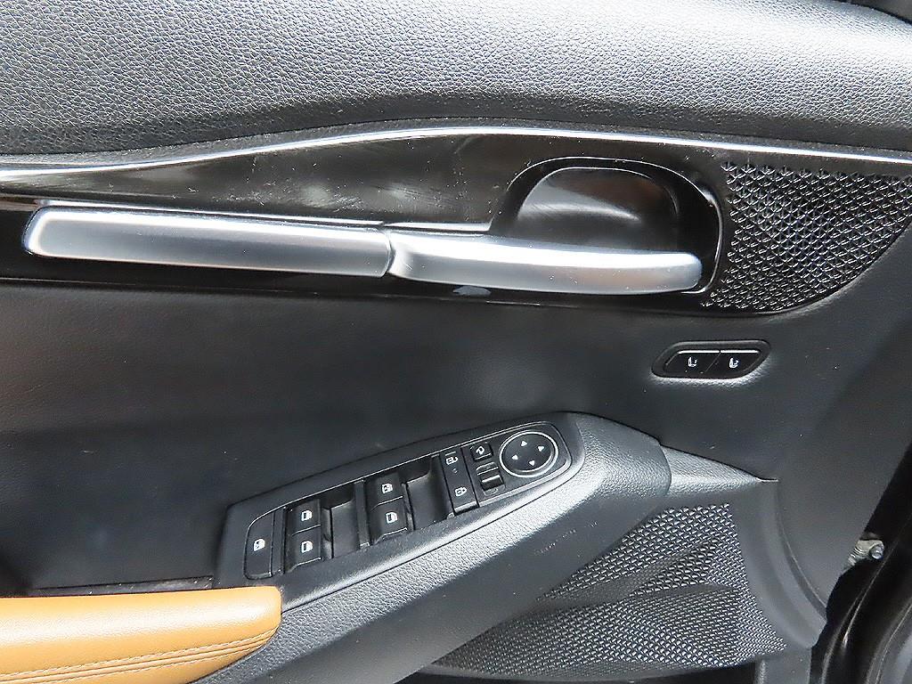 KIA Seltos 2023 Negro - Importación desde Corea - HF Imports Iquique - Foto 11