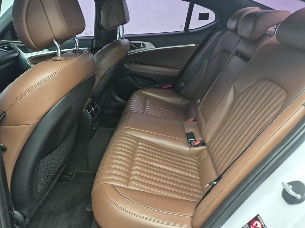 Genesis G70 2019 Blanco - Importación desde Corea - HF Imports Iquique - Foto 18