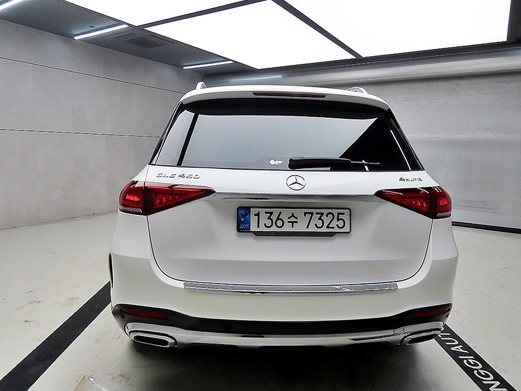 Mercedes Benz GLE Class - Vista 3