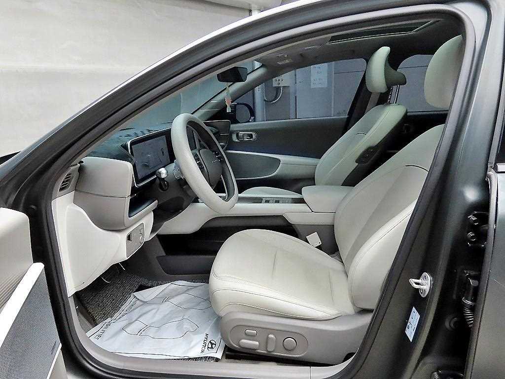 HYUNDAI Ioniq 6 - Vista 5