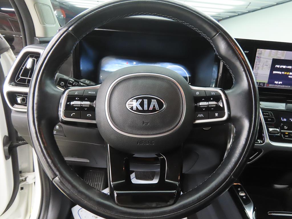 KIA Sorento - Vista 8