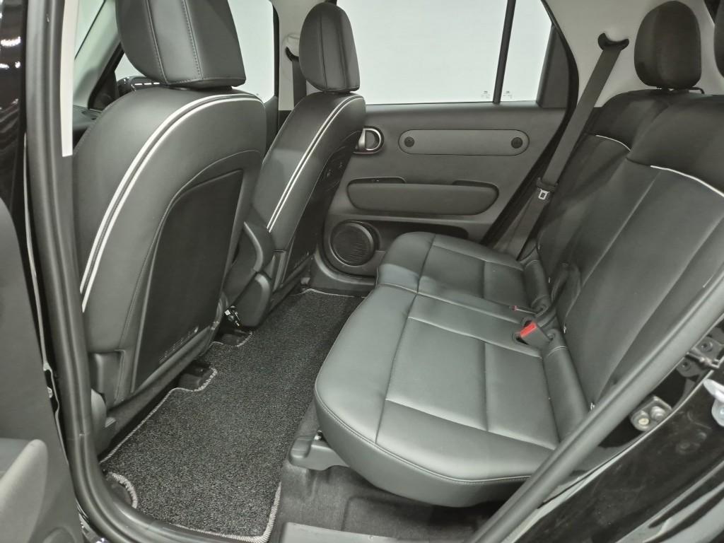 HYUNDAI Casper - Vista 12