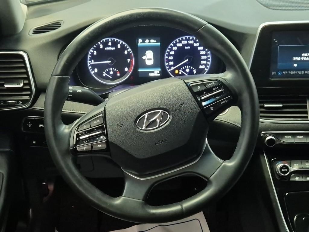 HYUNDAI Grandeur - Vista 9