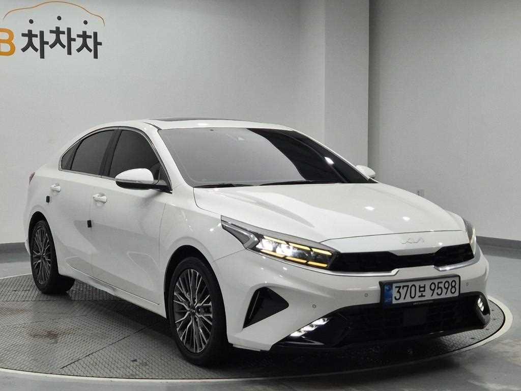 KIA K3 - Vista 4