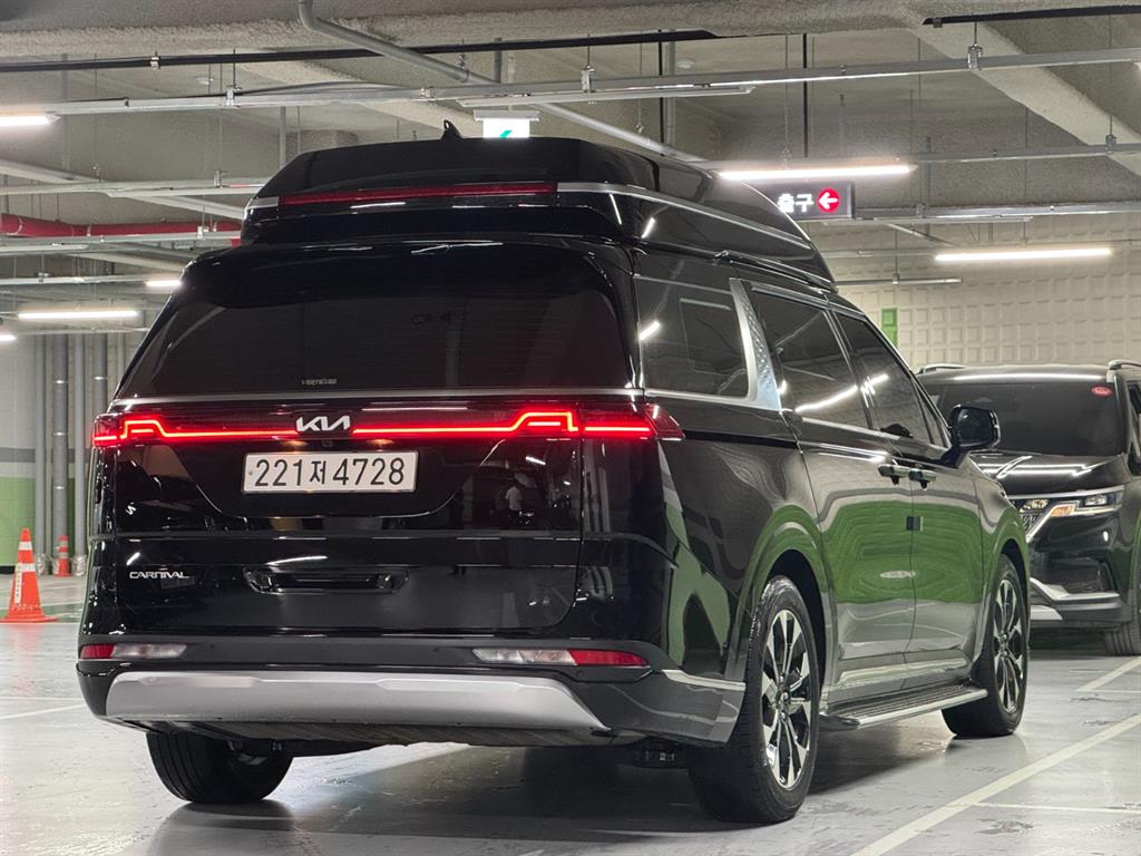 KIA Carnival - Vista 3