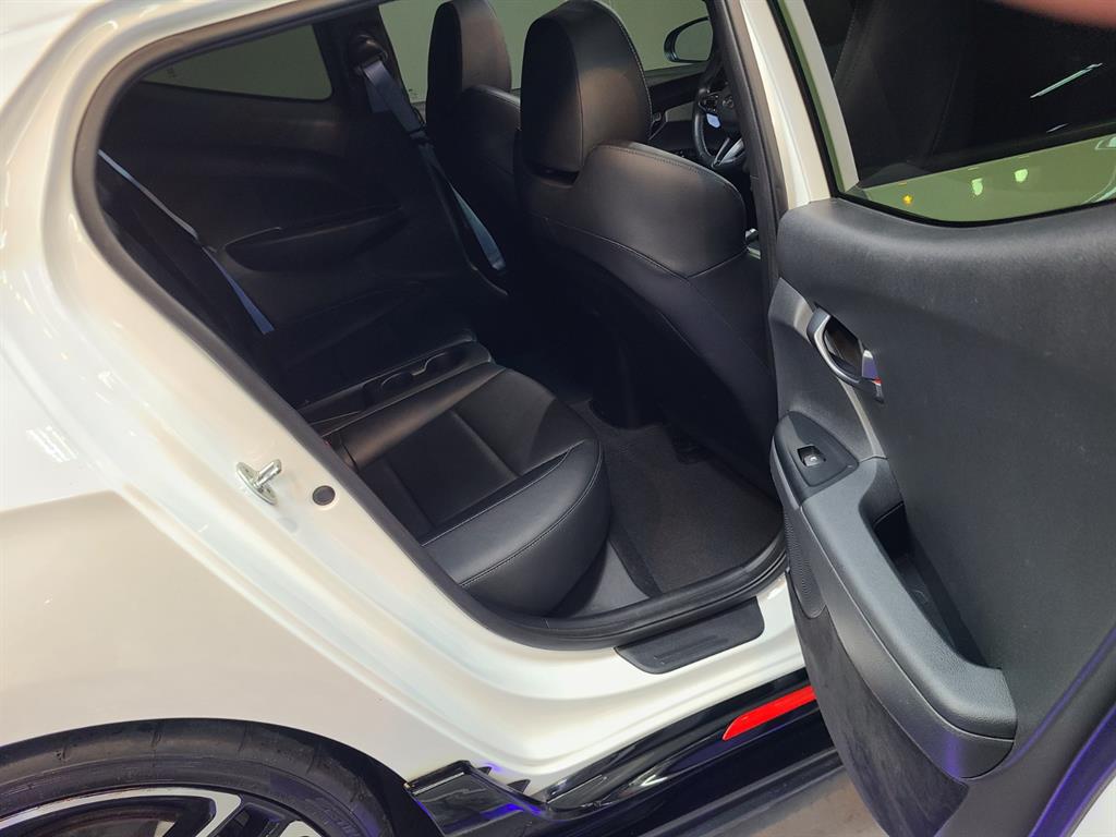 HYUNDAI Veloster - Vista 9
