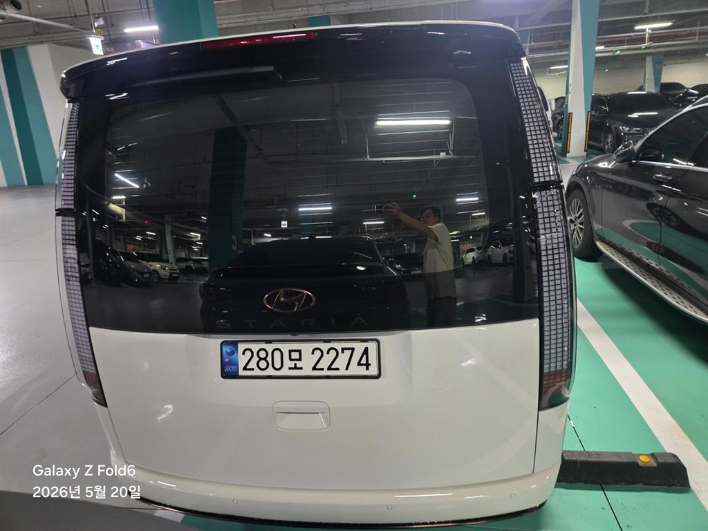 HYUNDAI Staria - Vista 5