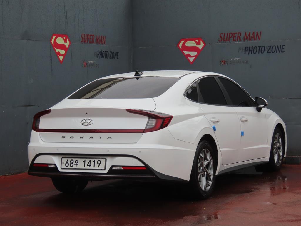 HYUNDAI Sonata - Vista 5