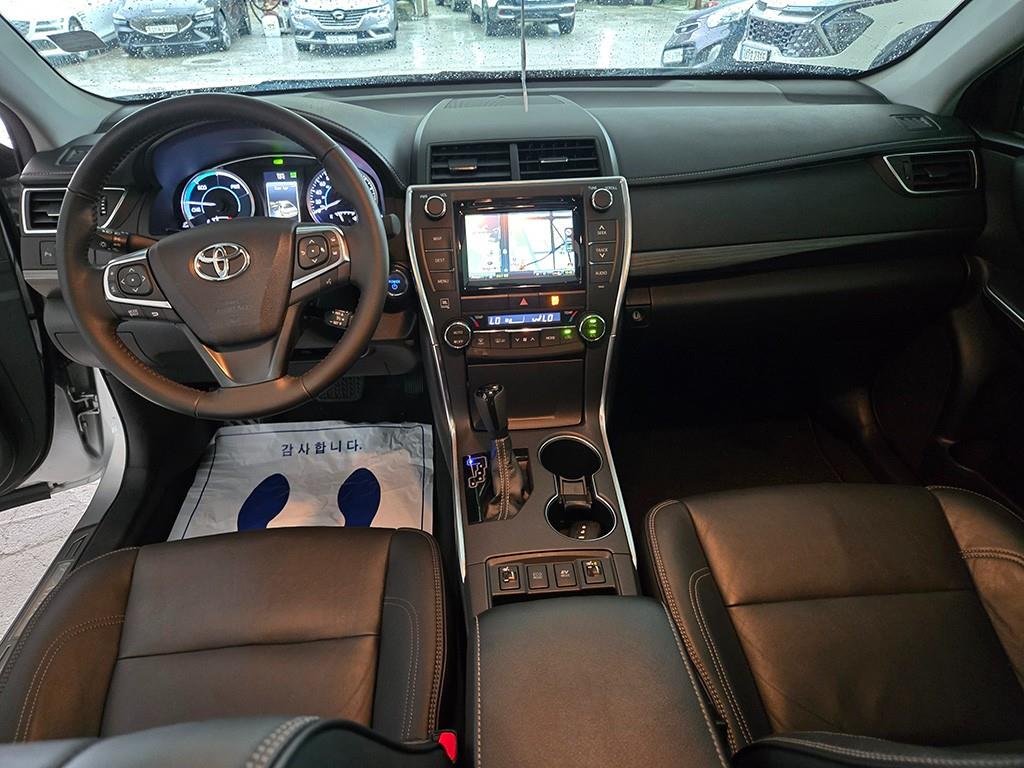 Toyota Camry - Vista 9
