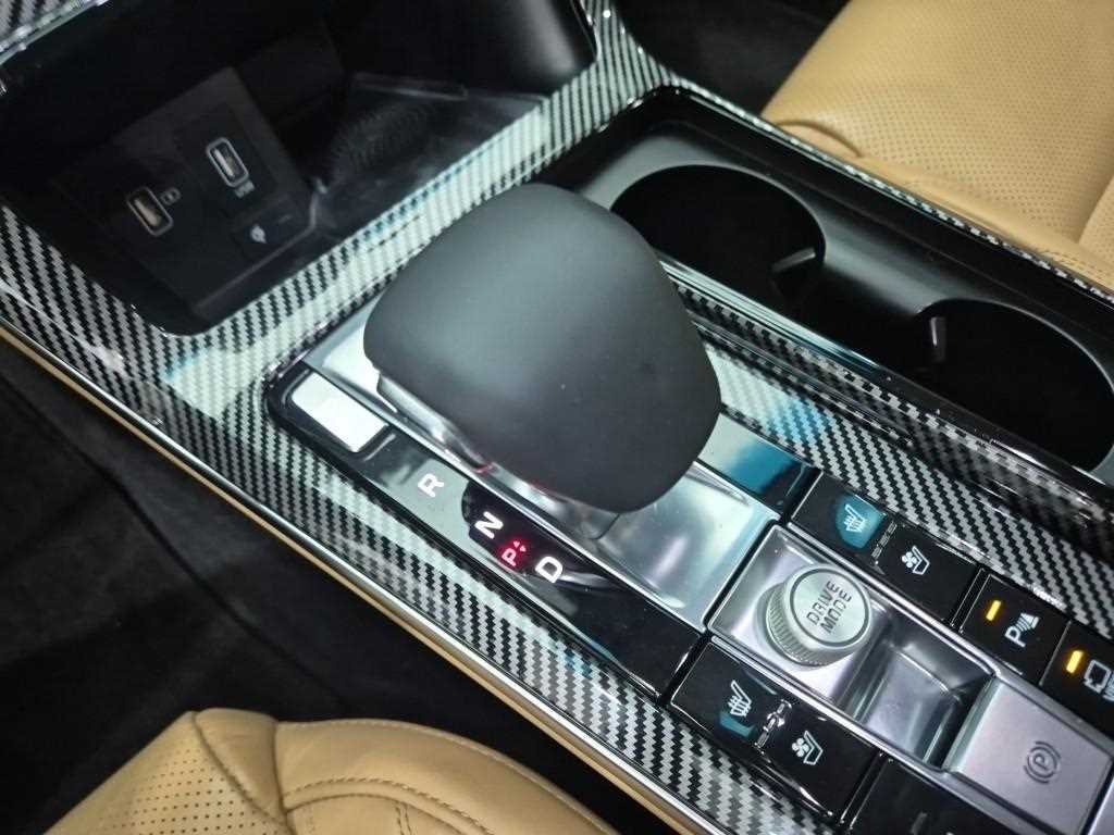 KIA K7 - Vista 8