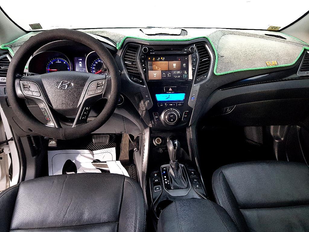 HYUNDAI Santa Fe - Vista 5